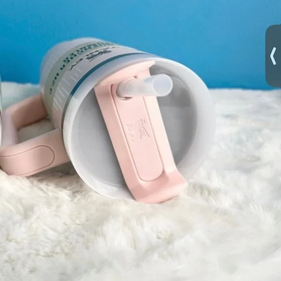 *NEW* Limited Edition Stanley 30 oz Clean Slate Soft Rain Bloom. Comes with Box - Picture 2 of 5